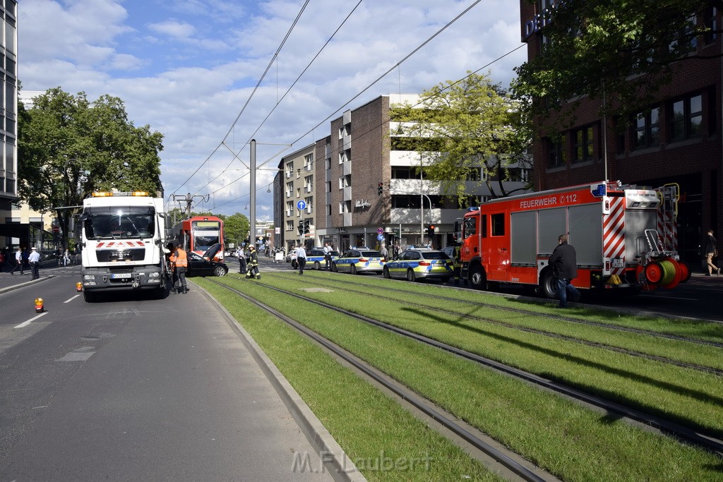 VU PKW Strab Koeln Mitte Caecilienstr Hohe Str P11.JPG - Miklos Laubert